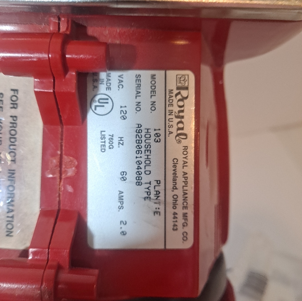 Royal Dirt Devil Model 103 Hand Held Vacuum Cleaner  Red Corded - Tested Working - Picture 7 of 7